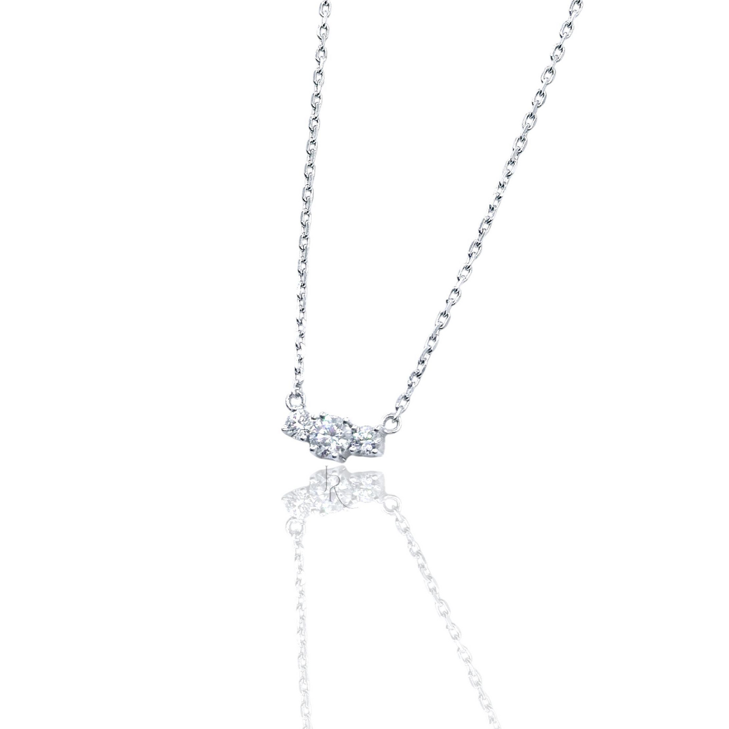 Ovee Pendant