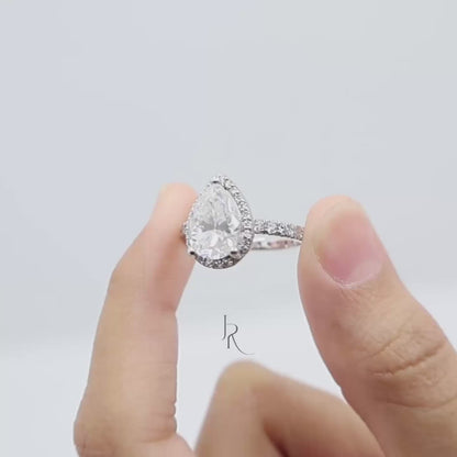 Halopear Ring