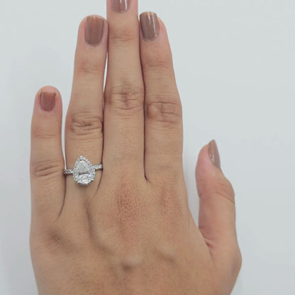 Halopear Ring
